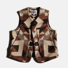 Load image into Gallery viewer, VINTAGE "ALLEN FARM SHEEP & WOOL COMPANY" WOOL VEST SZ MEDIUM