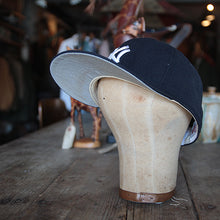 画像をギャラリービューアに読み込む, MADE IN U.S.A 1980's~ "NEW ERA" N.Y YANKEES B.B CAP (7 HALF 60cm)