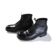 Load image into Gallery viewer, 1930's "WEYENBERG" CAP TOE DRESS BOOTS MINT (7 1/2 C)