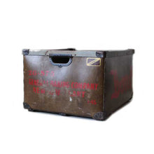 Load image into Gallery viewer, ANTIQUE "GENERAL BAKING COMPANY" FIBER BOX