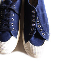 Load image into Gallery viewer, NOS 1990's ITALIAN NAVY CANVAS SHOES (27cm)
