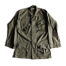 Load image into Gallery viewer, NOS "USARMY" JUNGLE FATIGUE JACKET (XS-REG) @