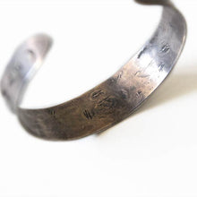 Load image into Gallery viewer, ~ 1940's "NAVAJO" SILVER BANGLE