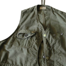Load image into Gallery viewer, ~ 1960's "LLBEAN" OLIVE DRAB HALFMOON FISHING VEST (MEDIUM)