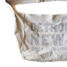 Load image into Gallery viewer, 1950's ~ "DETROIT NEWS" CANVAS SHOULDER BAG