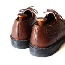 Load image into Gallery viewer, OLD "HANOVER" WINGTIP LEATHER SHOES GOOD CONDITION (9 1/2)