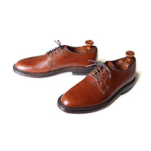 Load image into Gallery viewer, ~ 1970's NOS "HANORVER" LEATHER SHOES WITH BOX (9D)