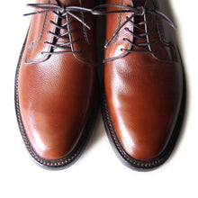 Load image into Gallery viewer, ~ 1970's NOS "HANORVER" LEATHER SHOES WITH BOX (9D)