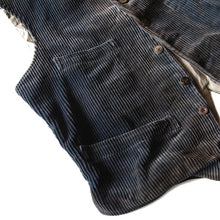 Load image into Gallery viewer, 1930's FRENCH HUNTING WORK VEST (MEDIUM)