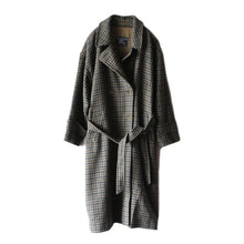 Load image into Gallery viewer, "BURBERRRYS" DOUBLE BRESTED WOOL COAT (UNISEX)