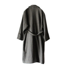 Load image into Gallery viewer, "BURBERRRYS" DOUBLE BRESTED WOOL COAT (UNISEX)