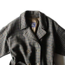 Load image into Gallery viewer, "BURBERRRYS" DOUBLE BRESTED WOOL COAT (UNISEX)