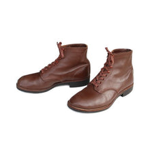 Load image into Gallery viewer, 1940's ~ "WOLVERINE" HORSE LEATHER WORK BOOTS (7HALF-8)