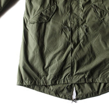 Load image into Gallery viewer, NOS "USARMY" M-65 FISH TAIL PARKA WITH LINER (MEDIUM)