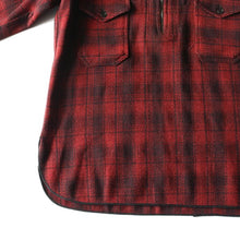 Load image into Gallery viewer, ~ 1940's "GASH UNIFORM CC." HUNTING PULLOVER WORK SHIRTS (MEDIUM)