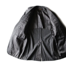 Load image into Gallery viewer, "BROOKS BROTHERS" WOOL SET UP SUIT (SMALL)