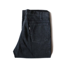 Load image into Gallery viewer, 1990's "LEVI'S" CORD'S PANTS LOT 519 (W33)