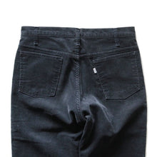 Load image into Gallery viewer, 1990's "LEVI'S" CORD'S PANTS LOT 519 (W33)
