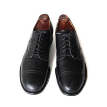 Load image into Gallery viewer, WW1 "USVA" STRAIGHT TIP MIRLITARY SERVICE SHOES (9C)