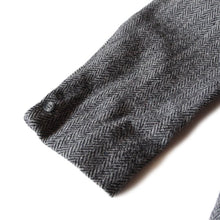 Load image into Gallery viewer, 1960's "HARRIS TWEED" HBT WOOL JACKET WITH TIN STRAP (LARGE)