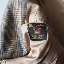 Load image into Gallery viewer, 1960's ~ "WELLINGTON" SCOTLAND WOOL TAILORD JACKET (MEDIUM)