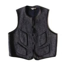 Load image into Gallery viewer, 1950's "BROWNS BEACH" WOOL VEST GOOD CONDITION (38 MEDIUM)