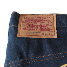 Load image into Gallery viewer, NOS 1980's "LEVI'S" LOT517 DENIM PANTS (W36)