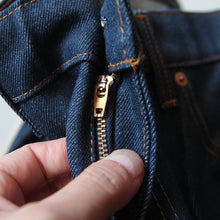 Load image into Gallery viewer, NOS 1980's "LEVI'S" LOT517 DENIM PANTS (W36)