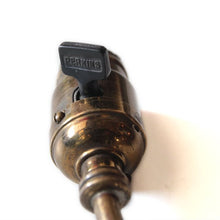 画像をギャラリービューアに読み込む, ANTIQUE BRASS WALL SCORN LAMP