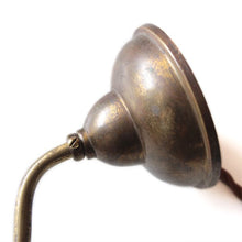 画像をギャラリービューアに読み込む, ANTIQUE BRASS WALL SCORN LAMP