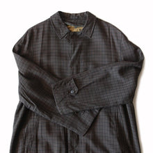 Load image into Gallery viewer, 1960's GABARDINE SOUTIEN COLLAR COAT (UNISEX)