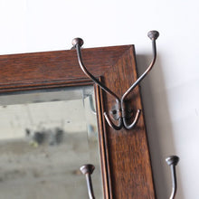 画像をギャラリービューアに読み込む, ANTEQUE CLOTHING STORE MIRROR WITH JAPANNED HOOK