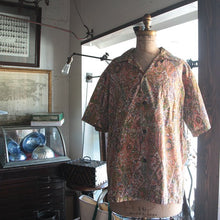 Load image into Gallery viewer, 1960's COTTON HAWAIIAN BOX SHIRT (LARGE)