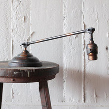 画像をギャラリービューアに読み込む, ANTIQUE "FARIES" JAPANNED DESK LAMP