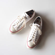 Load image into Gallery viewer, 1960's "BATA BULLETS" BASKETBALL CANVAS SHOES ONE WASH (9 1/2)