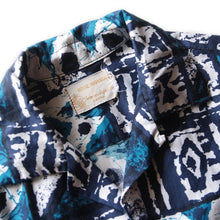 Load image into Gallery viewer, 1960's "ROYAL HAWAIIAN" COTTON S / S SHIRT (MEDIUM)