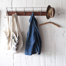 画像をギャラリービューアに読み込む, ANTIQUE WALL COAT RACK