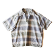 Load image into Gallery viewer, 1960's "PILGRIM" PULLOVER BORDER S / S SHIRT (X-LARGE)