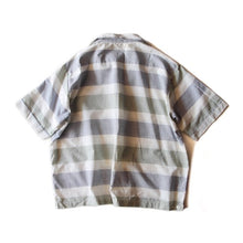 Load image into Gallery viewer, 1960's "PILGRIM" PULLOVER BORDER S / S SHIRT (X-LARGE)
