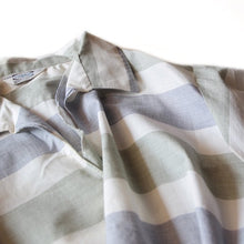 Load image into Gallery viewer, 1960's "PILGRIM" PULLOVER BORDER S / S SHIRT (X-LARGE)
