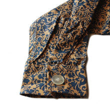 Load image into Gallery viewer, NOS 1960's "TRADITINALS" COTTON BD SHIRT (LARGE)