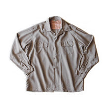Load image into Gallery viewer, 1950's "KORET" RAYON BOX SHIRT (LARGE)