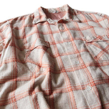 Load image into Gallery viewer, 1960's "SPORTSWEAR" PRINT FLANNEL BOX SHIRT (LARGE)