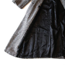 Load image into Gallery viewer, OLD "CLIFFORD MICHAEL" WOOL COAT (UNISEX)