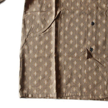 Load image into Gallery viewer, NOS 1960's "SPORTWEAR" COTTON BOX SHIRT (MEDIUM)