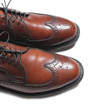 Load image into Gallery viewer, OLD "BROOKS BROTHERS" LEATHER WING TIP SHOES (10C)
