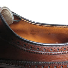Load image into Gallery viewer, OLD "BROOKS BROTHERS" LEATHER WING TIP SHOES (10C)