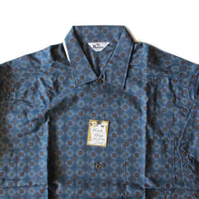 Load image into Gallery viewer, NOS 1960's "DONLIN" COTTON BOX PRINTED SHIRT (LARGE)