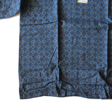 Load image into Gallery viewer, NOS 1960's "DONLIN" COTTON BOX PRINTED SHIRT (LARGE)
