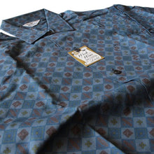 Load image into Gallery viewer, NOS 1960's "DONLIN" COTTON BOX PRINTED SHIRT (LARGE)